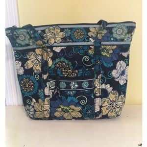 Vera Bradley Tote Bag in Mod Floral Blue